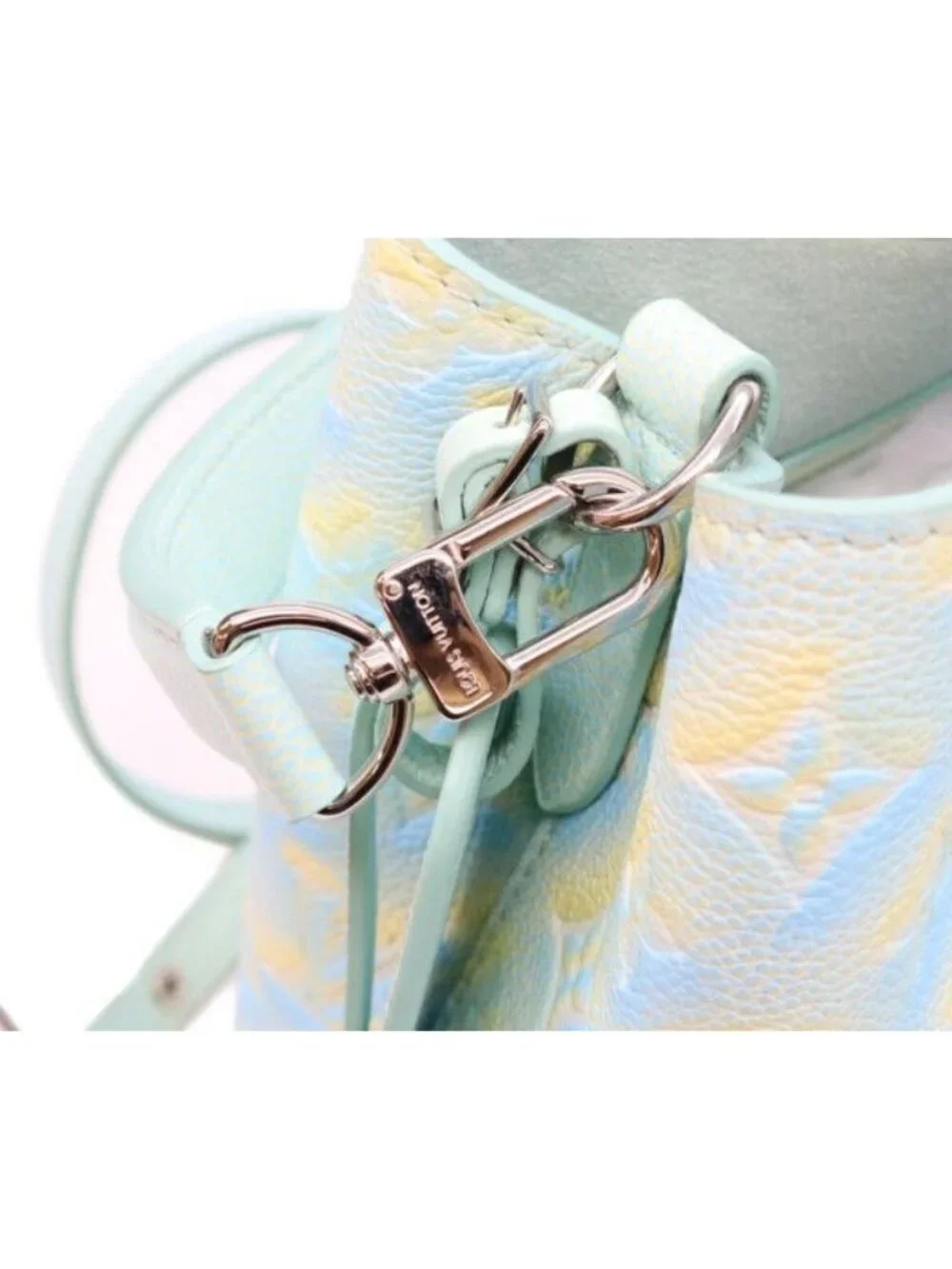 Louis Vuitton Monogram Empreinte Summer Star Vert Neo Noe BB Bucket